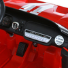 Педаль газу та простір для ніг у червоному Ford Mustang GT