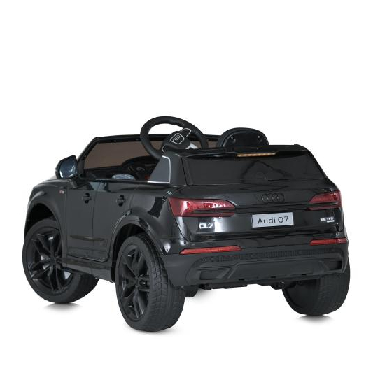 Задняя часть корпуса и колеса детской машины Audi Q7