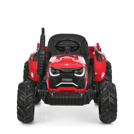 Решетка радиатора и передняя часть корпуса трактора M 6260EBLR-3