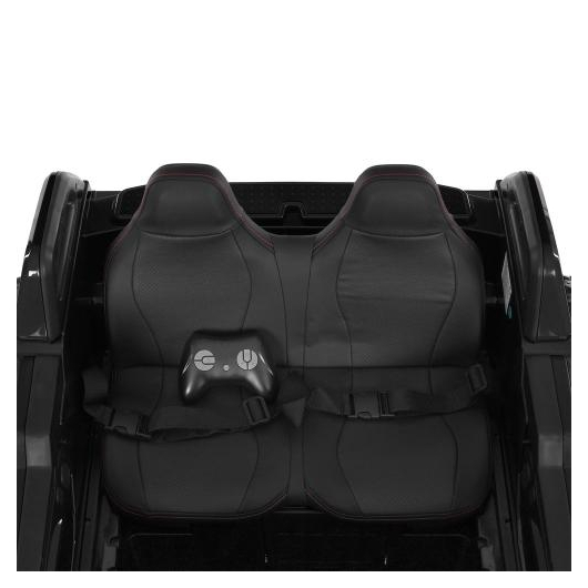 Двойное кожаное сиденье с ремнями в черном джипе M 6291EBLR