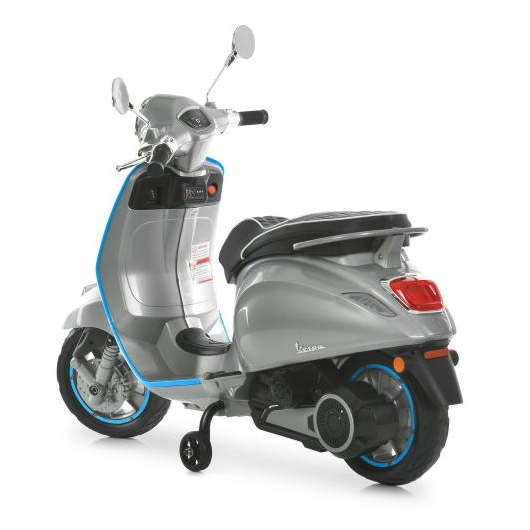 Трехчетвертной ракурс сзади детского скутера Vespa M 6288EL-11-4