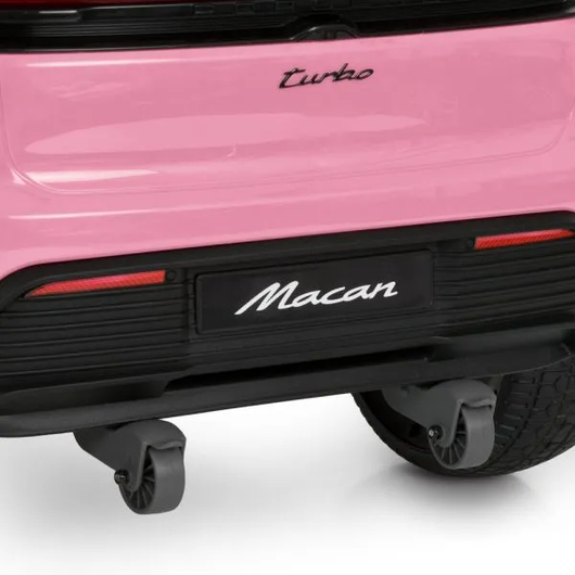 Задняя часть кузова M 6314EBLR-8 с надписью Macan Turbo.